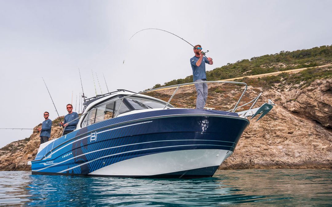 Antares 8 Fishing